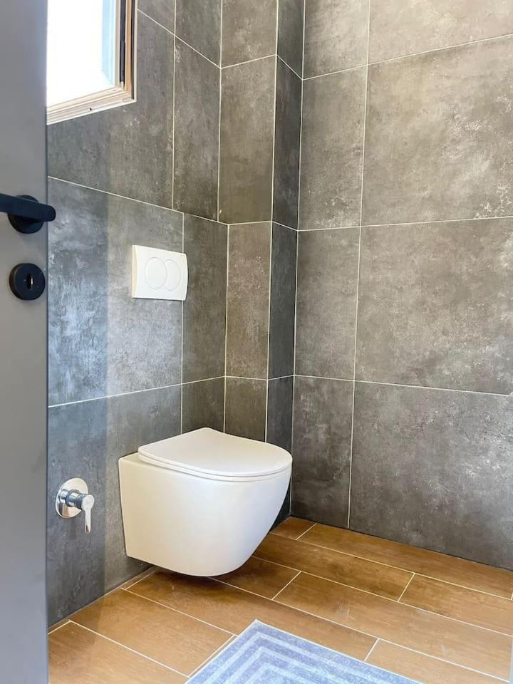 Central Charming Studio Old Town Дуррес Екстер'єр фото