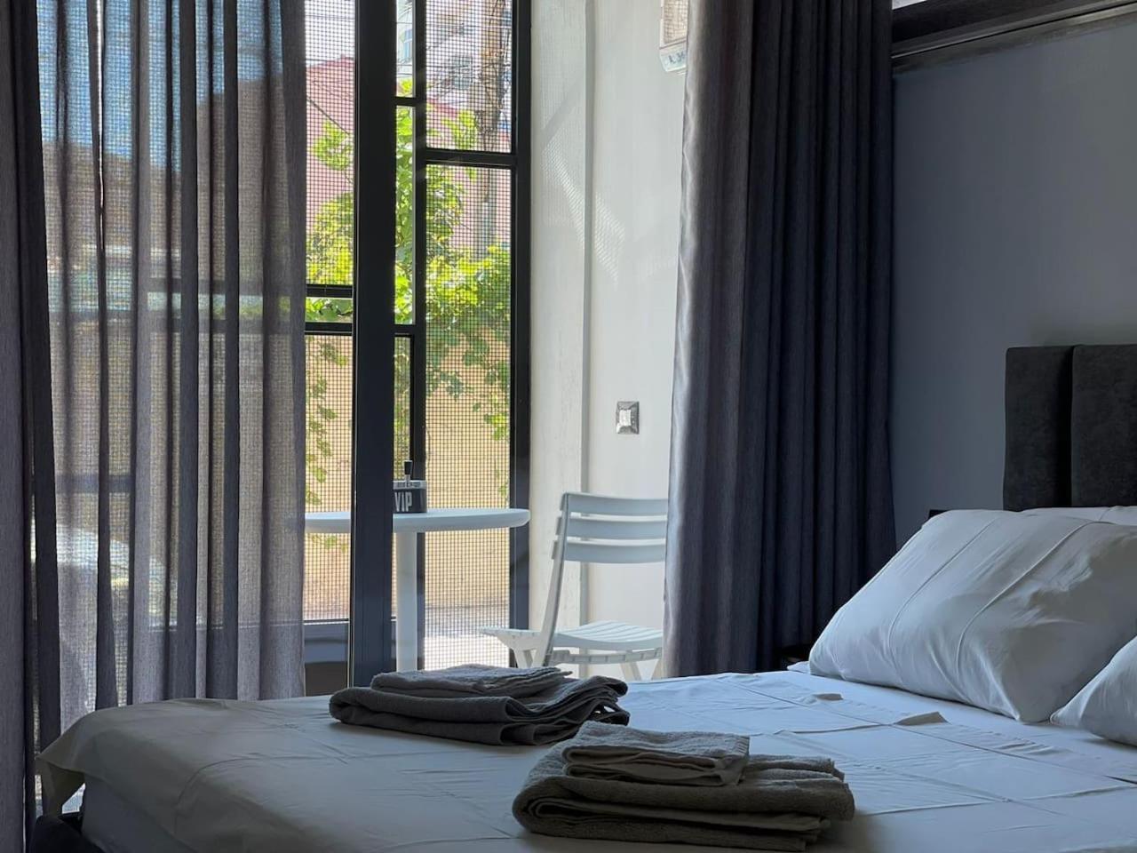 Central Charming Studio Old Town Дуррес Екстер'єр фото