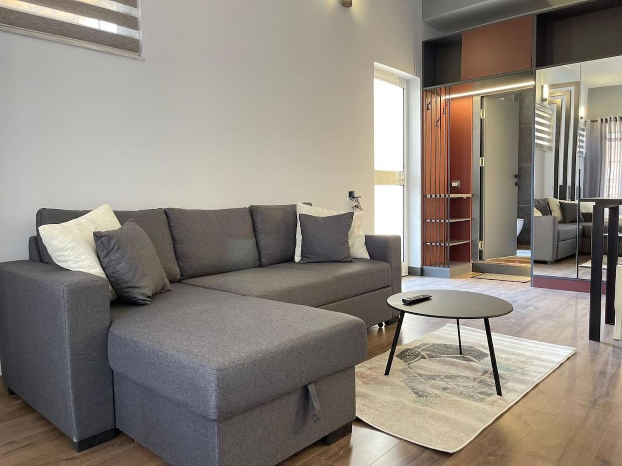 Central Charming Studio Old Town Дуррес Екстер'єр фото